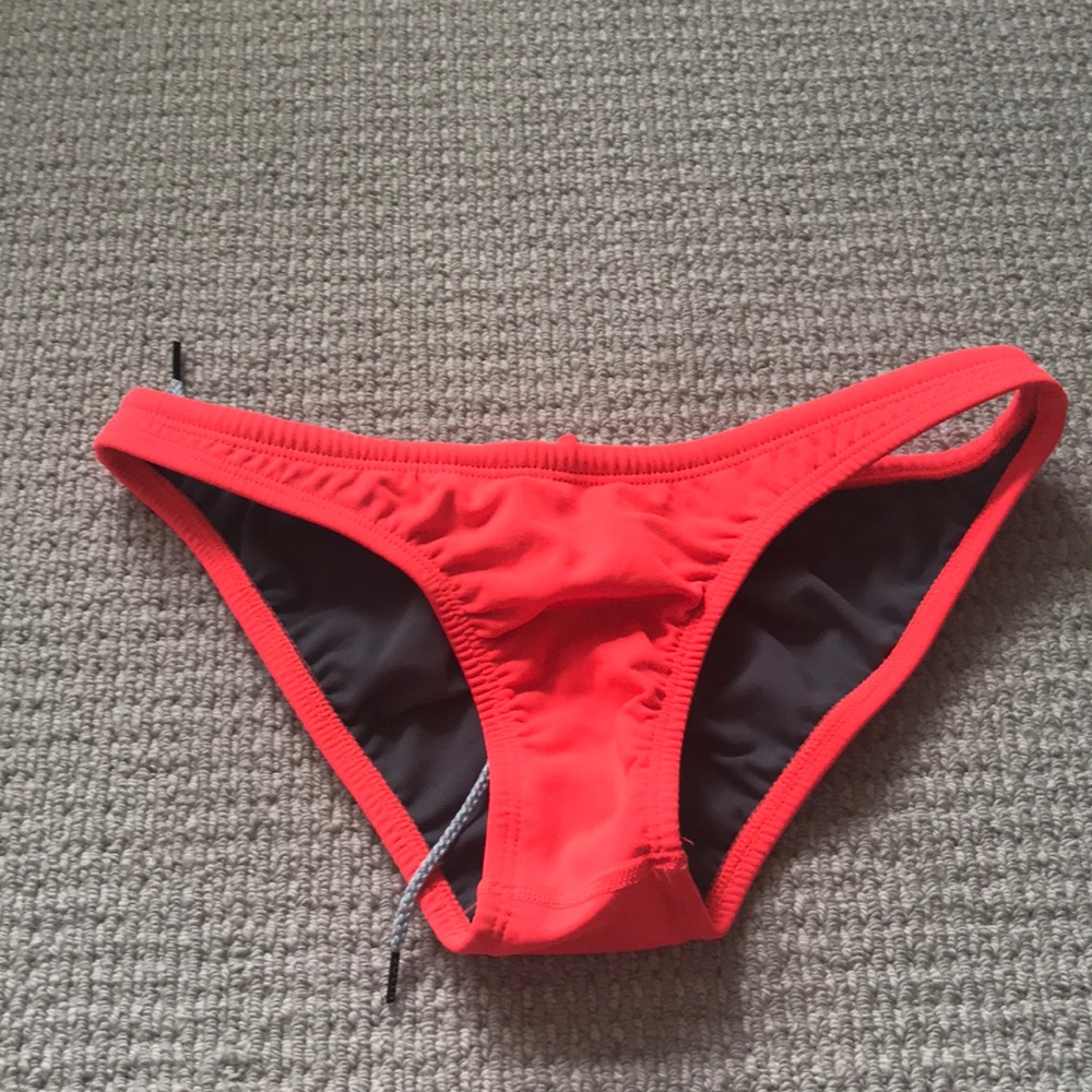 Jolyn red-orange bottom